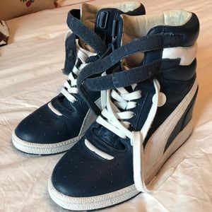 Puma sneakers